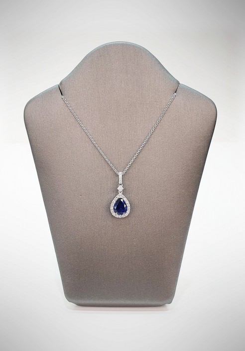 Crivelli necklace with diamonds and sapphire CRV3719