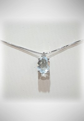 Donnaoro white gold necklace with diamonds and aquamarine DNO21