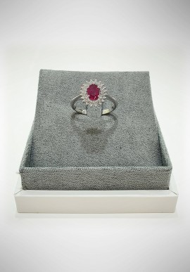 Lunatica white gold ring with diamonds and ruby LNT11