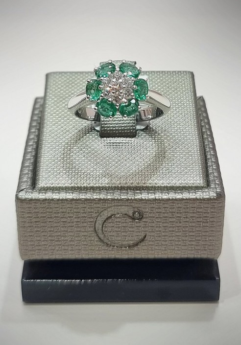 Crivelli white gold ring with diamonds and emeralds CRV212131