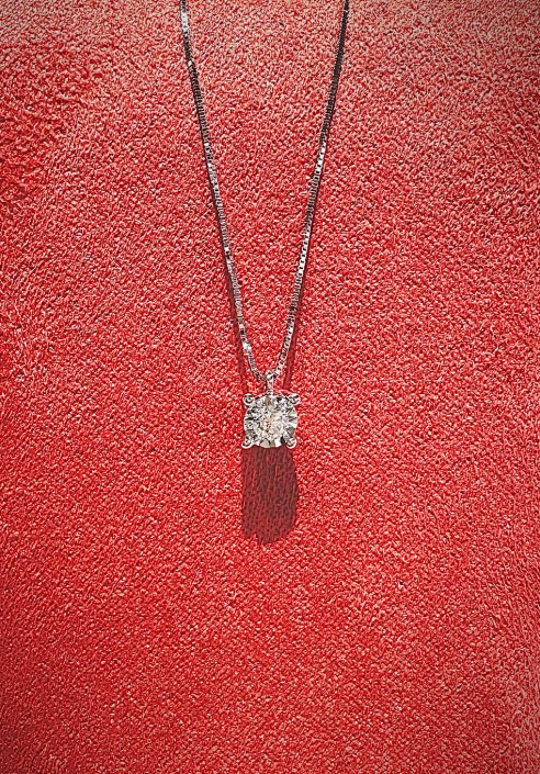 Collana DonnaOro in oro bianco e diamanti DKPL8787.S020