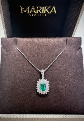 Marika gold necklace with diamonds and emerald CD8986S.MA.2