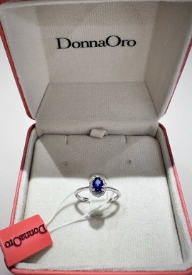 Anello Donnaoro in oro bianco con diamanti e zaffiro DAZ10853.007