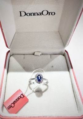 Donnaoro white gold ring with diamonds and sapphire DAZ10858.025