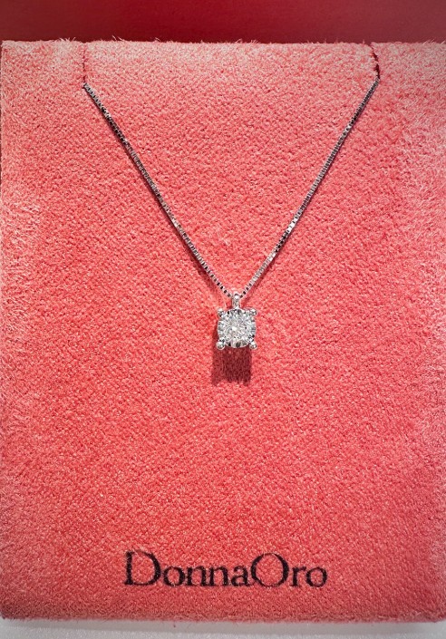 Donnaoro 'punto luce' necklace in gold and diamond DKPL8787.S015
