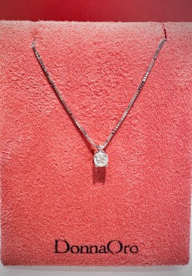 Donnaoro 'punto luce' necklace in gold and diamond DGP005.S24