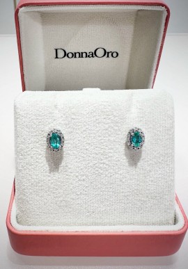 Orecchini Donnaoro in oro bianco con diamanti e smeraldo DOE10856.033