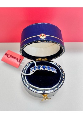 Anello "veretta" Donnaoro in oro bianco e zaffiri DCAZ7744
