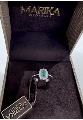  Anello Marika in oro con diamanti e smeraldo AN8067S MA