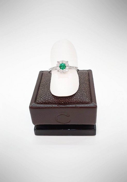 Crivelli ring with diamonds and emerald CRV1819